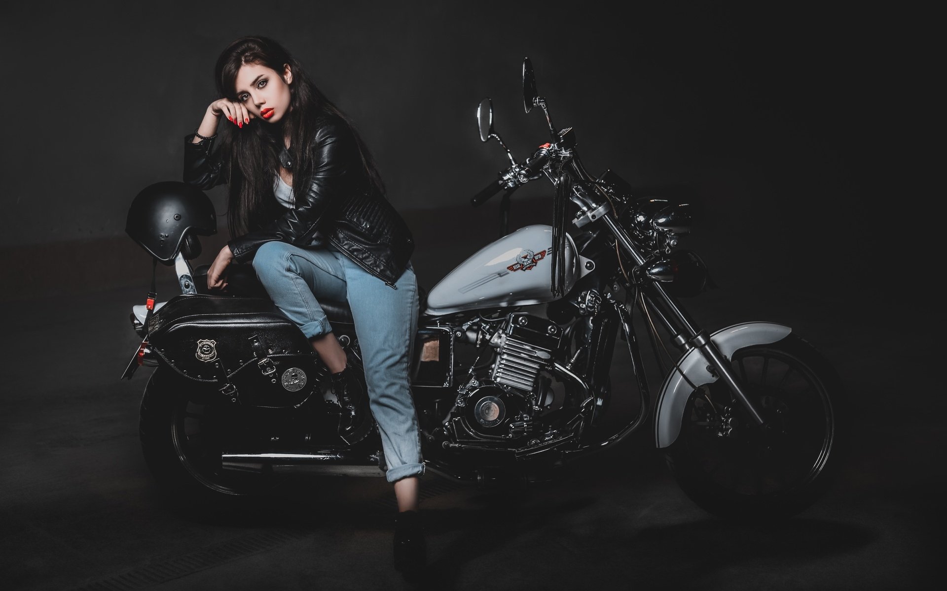 Biker girls: style and drive in Sandakan
