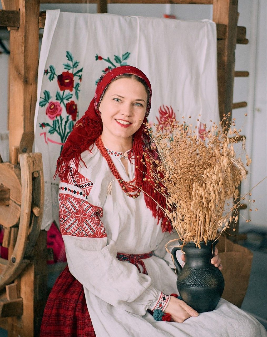 Women in Slavic costumes in Sandakan