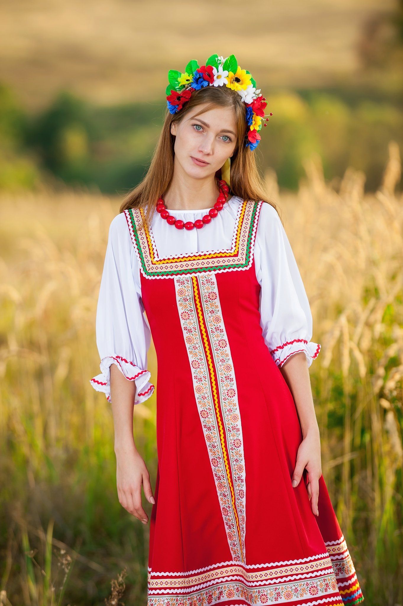 Women in Slavic costumes in Sandakan
